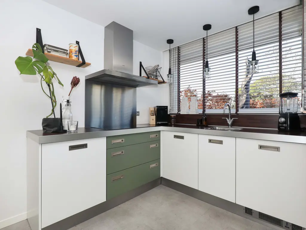 Fluitekamp 10, HOOGLAND