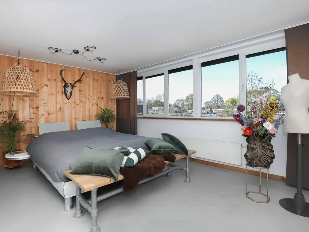 Fluitekamp 10, HOOGLAND