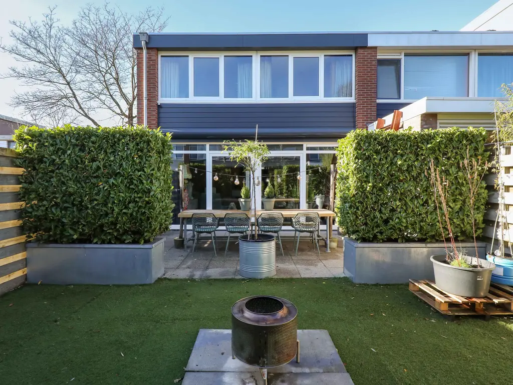 Fluitekamp 10, HOOGLAND