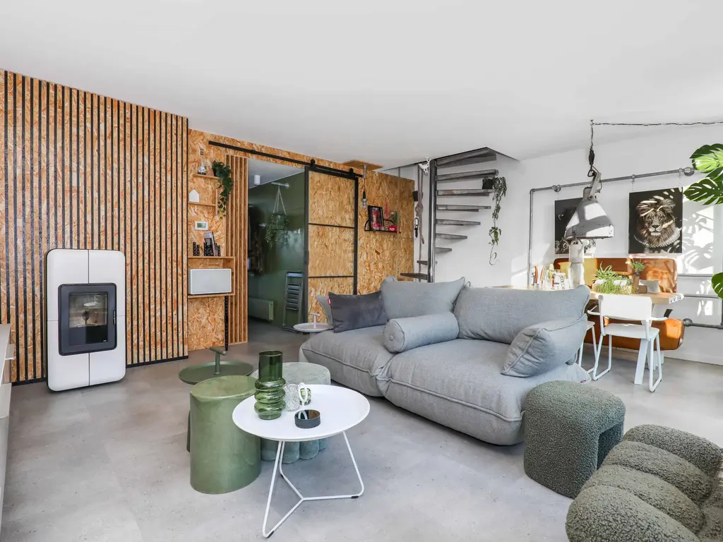 Fluitekamp 10, HOOGLAND