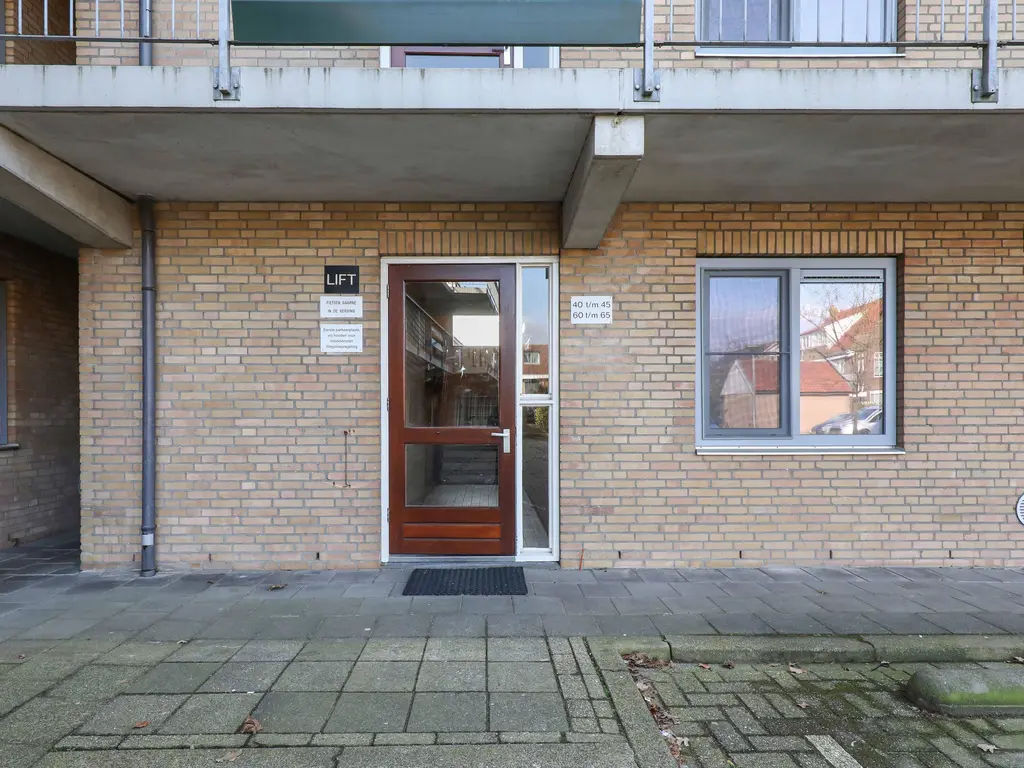 Zuivelhof 44, HOOGLAND