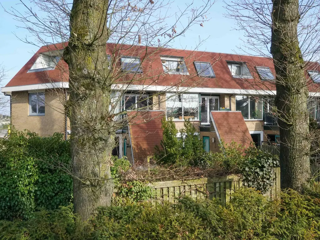 Zuivelhof 44, HOOGLAND
