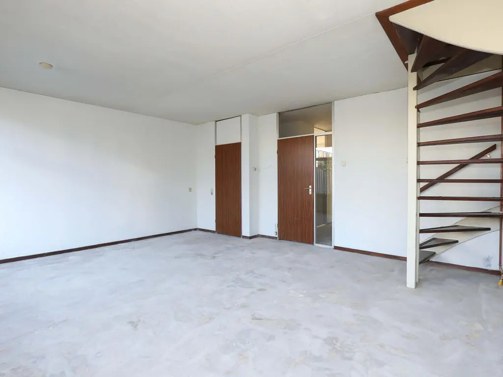 Zandkamp 317, HOOGLAND