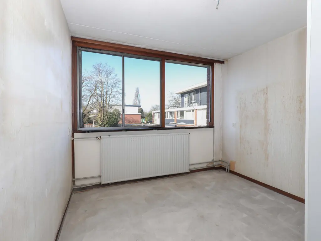 Zandkamp 317, HOOGLAND