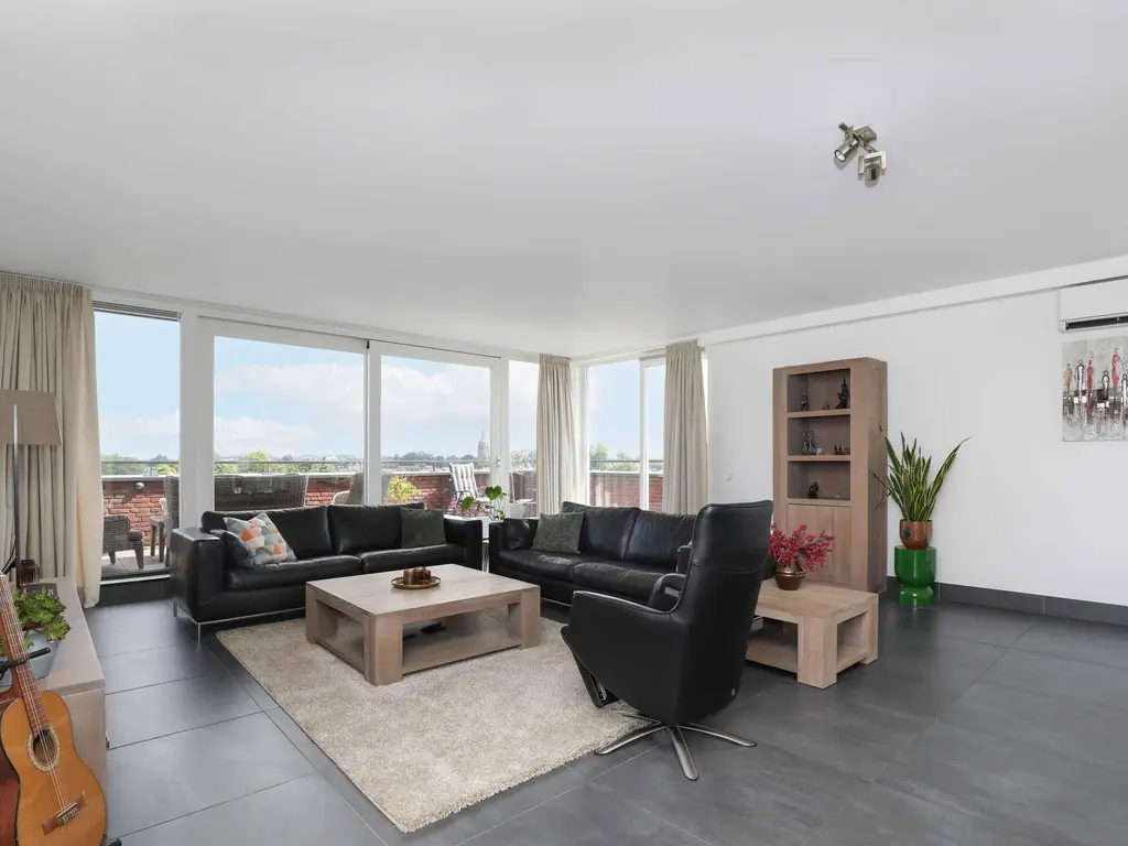 Kraailandhof 102, Hoogland