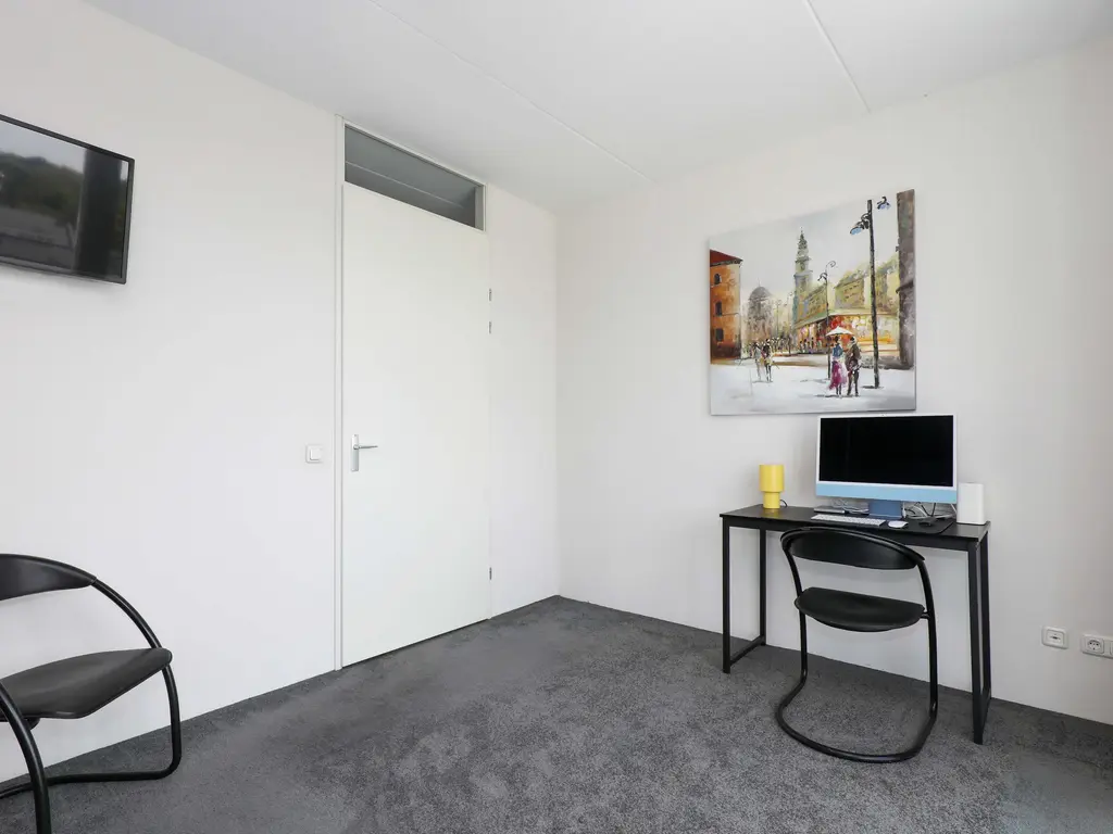 Kraailandhof 102, Hoogland