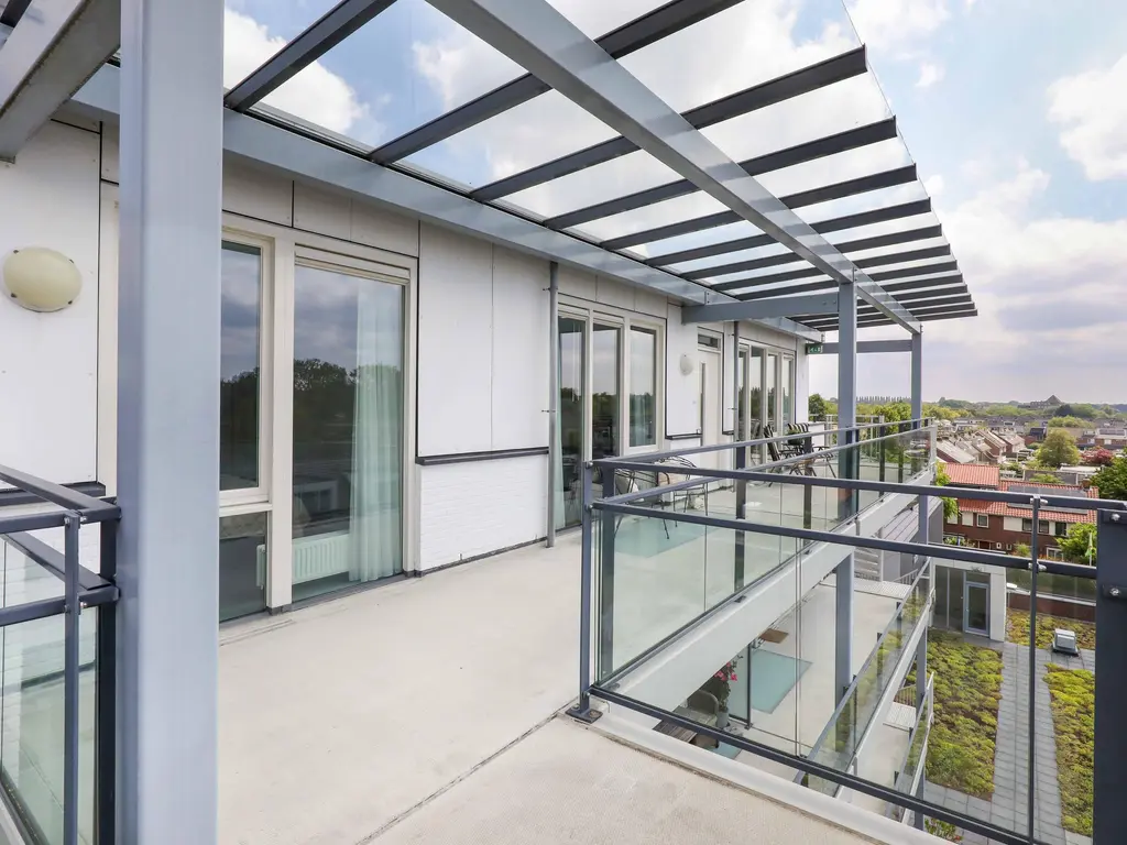 Kraailandhof 102, Hoogland