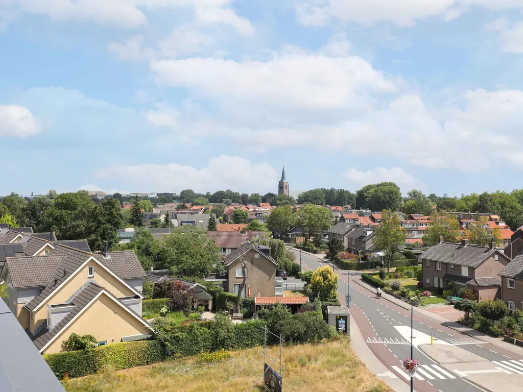 Kraailandhof 102, Hoogland