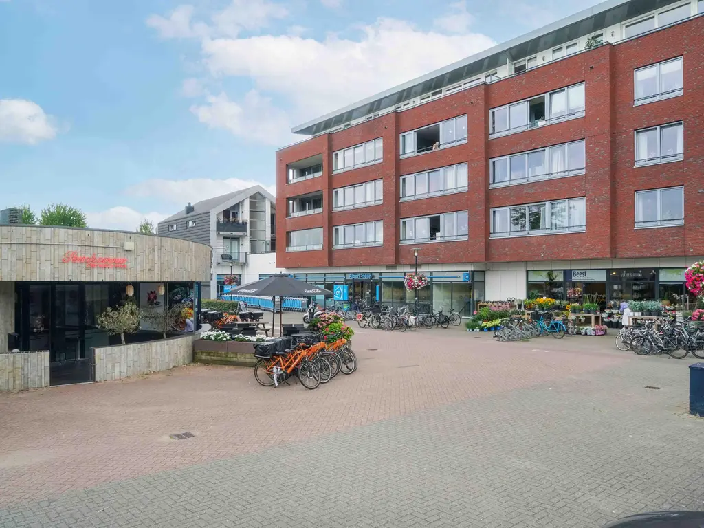 Kraailandhof 102, Hoogland