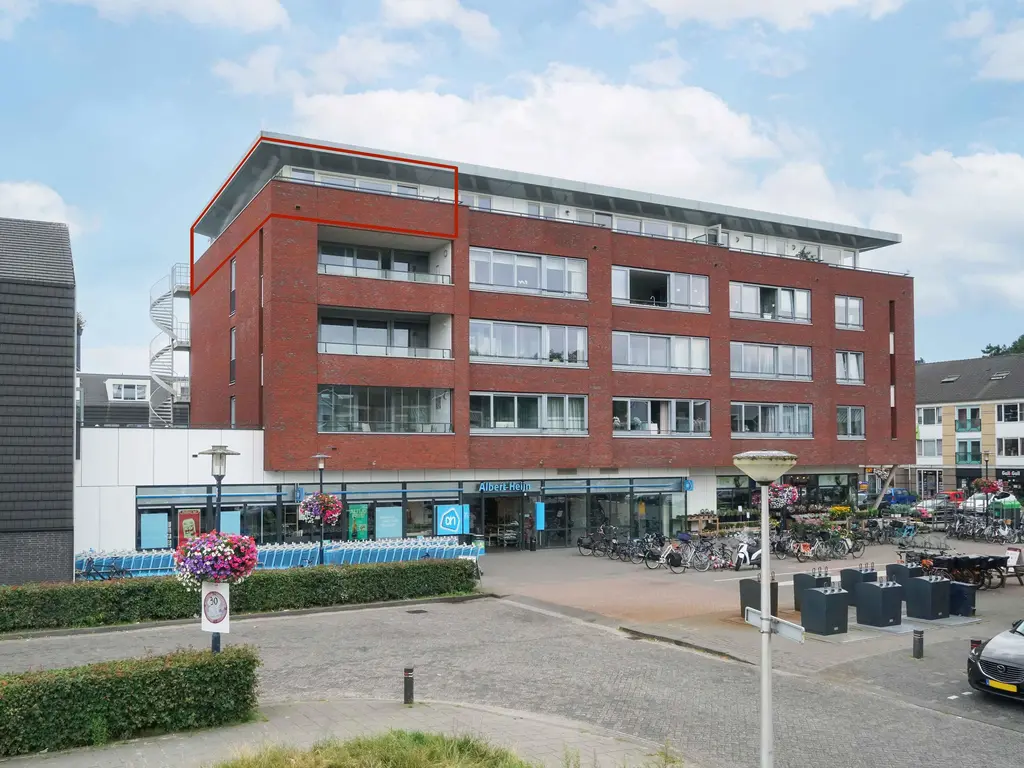 Kraailandhof 102, Hoogland