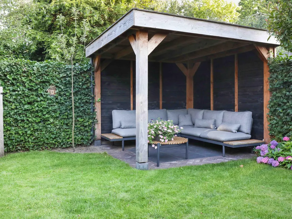 Schrijnwerkerlaan 20, HOOGLAND