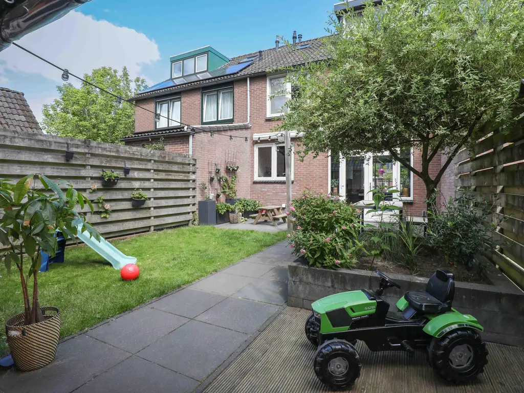 Bosserdijk 25, HOOGLAND