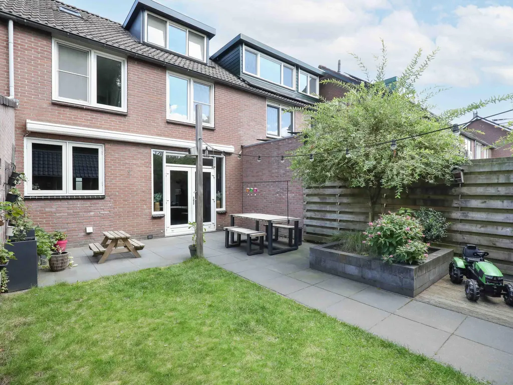 Bosserdijk 25, HOOGLAND