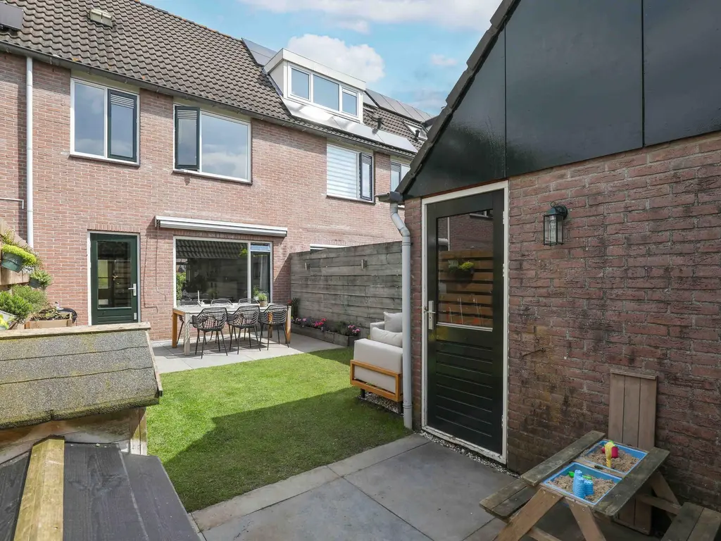 De Koop 120, HOOGLAND