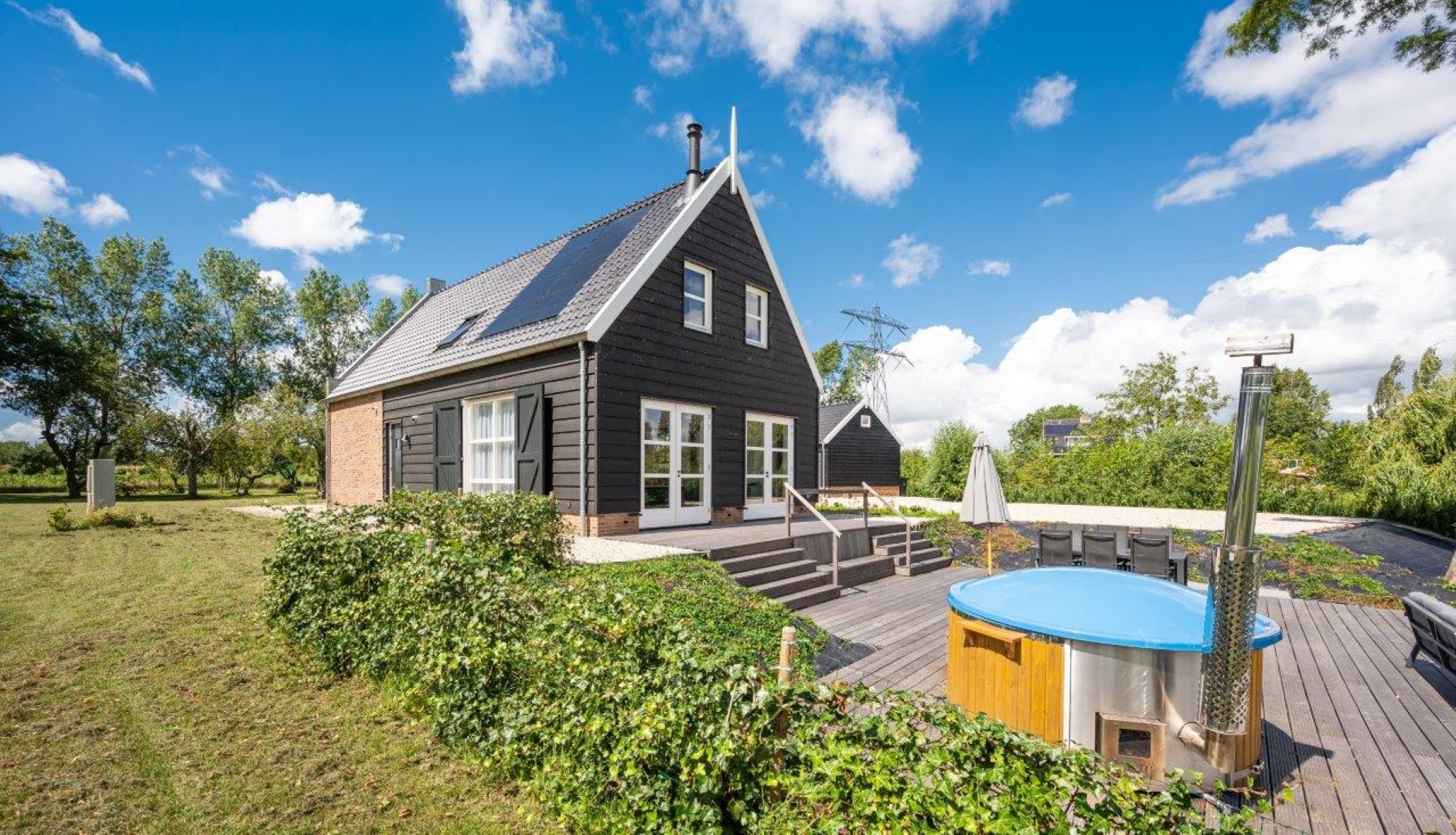 Vrijstaande woning te huur: Ooievaarsdijk 5, Zwartewaal