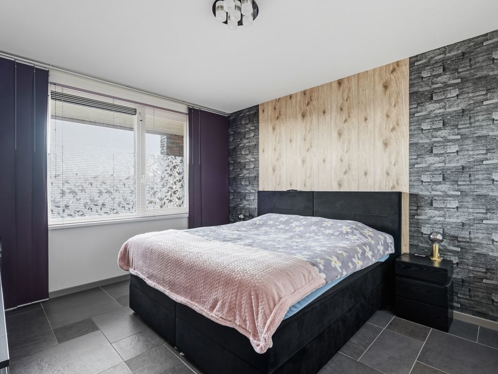 Abdijtuinen 132, Veldhoven