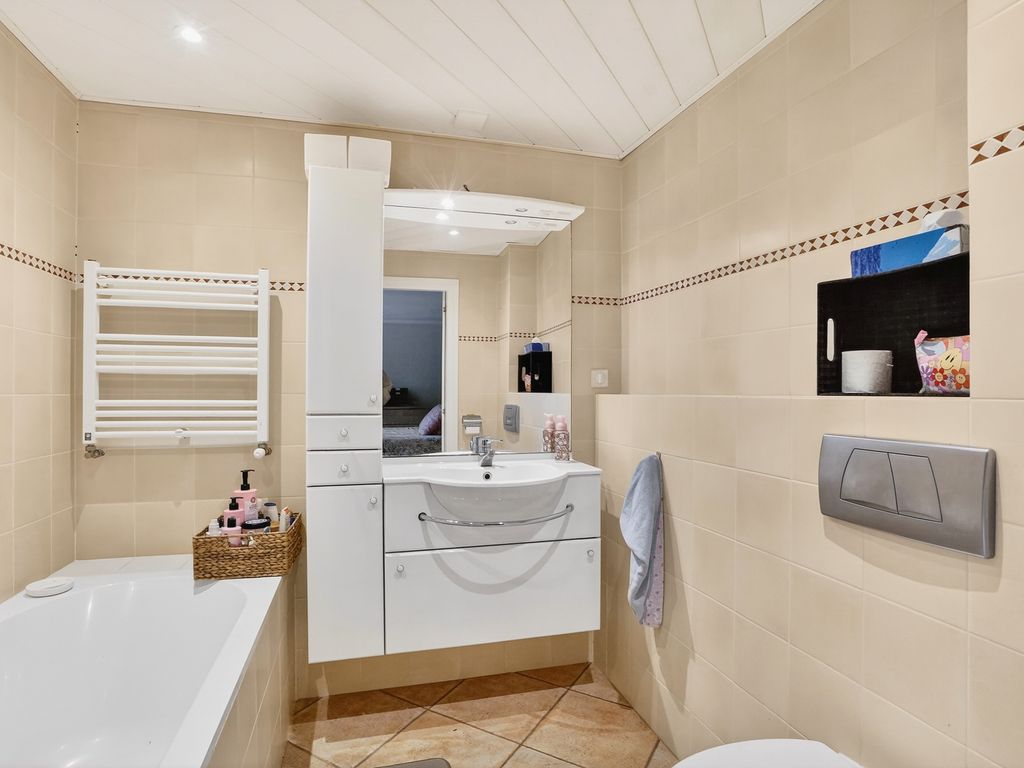 Wilhelminakanaalstraat 26, Best