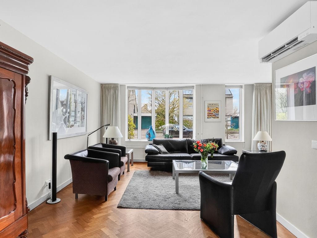 Diamantring 38, Eindhoven