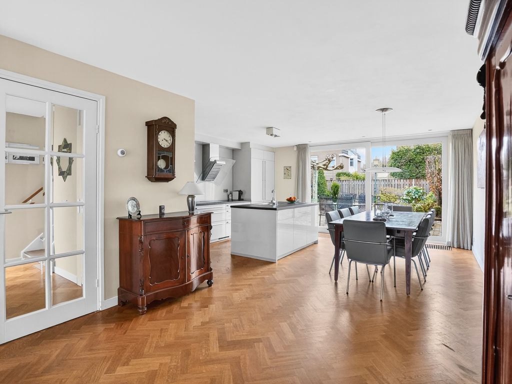 Diamantring 38, Eindhoven