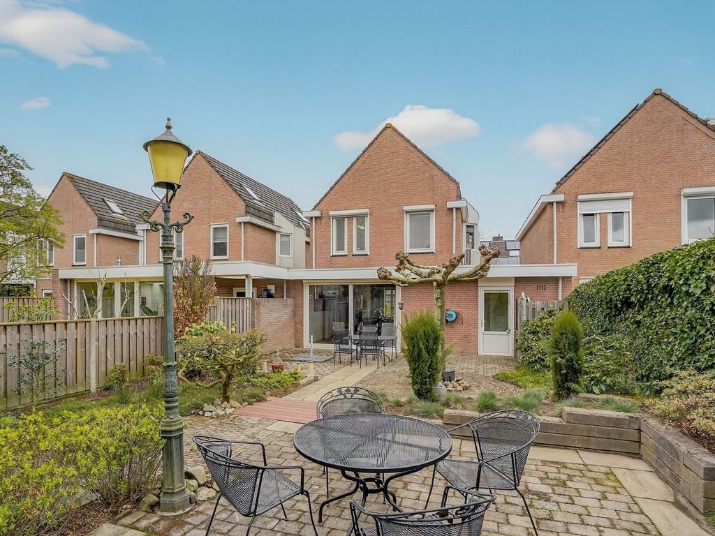 Diamantring 38, Eindhoven