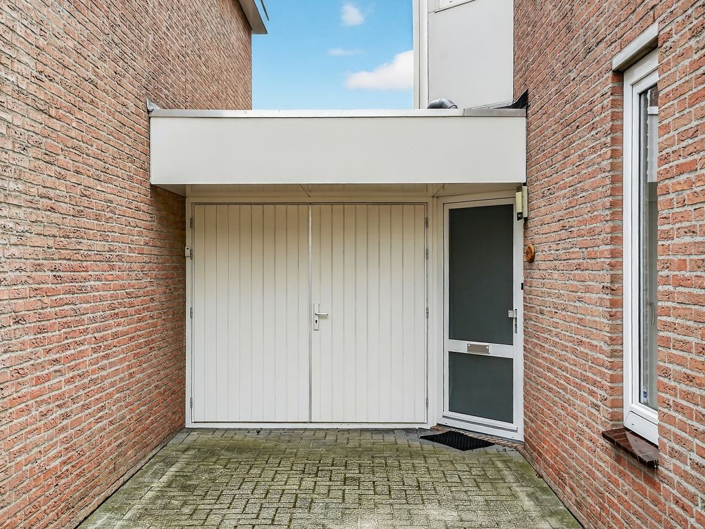 Diamantring 38, Eindhoven