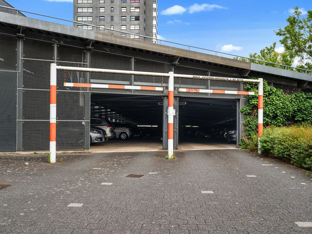 Winkelcentrum Woensel 224, Eindhoven