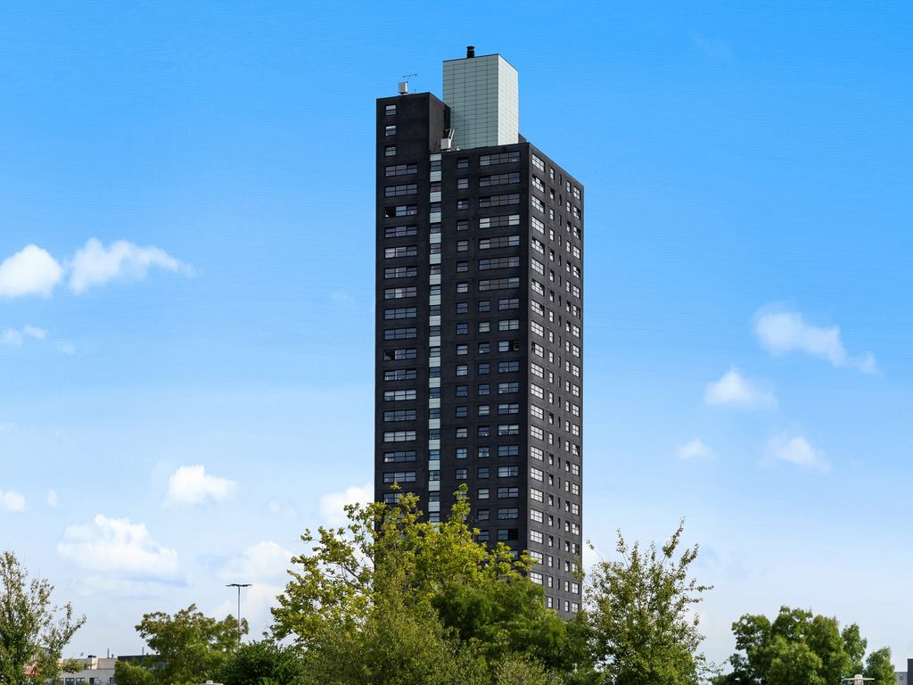 Winkelcentrum Woensel 224, Eindhoven