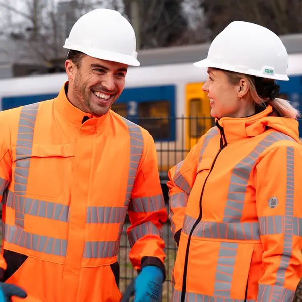 Vêtements RWS expliqués brièvement : classes, exigences et applications