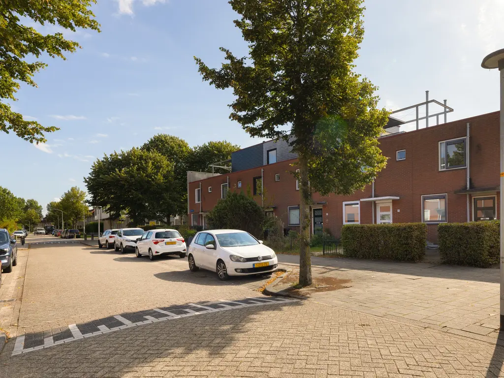 Tangostraat 9, Almere