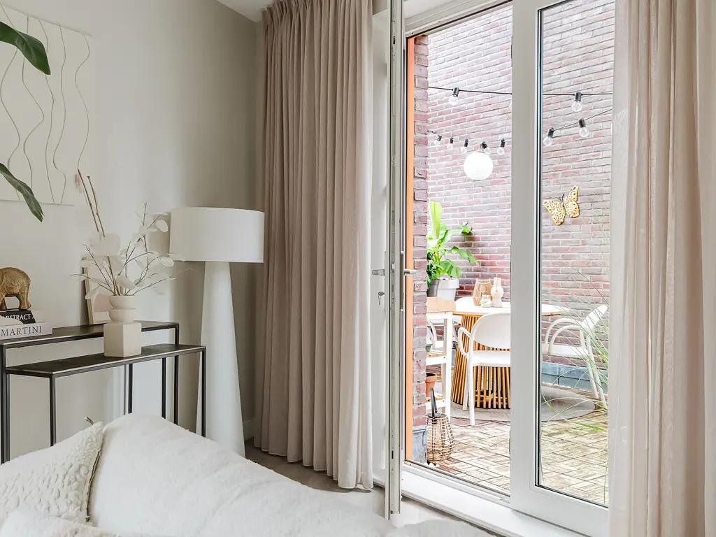 Mazureplantsoen 42, Almere