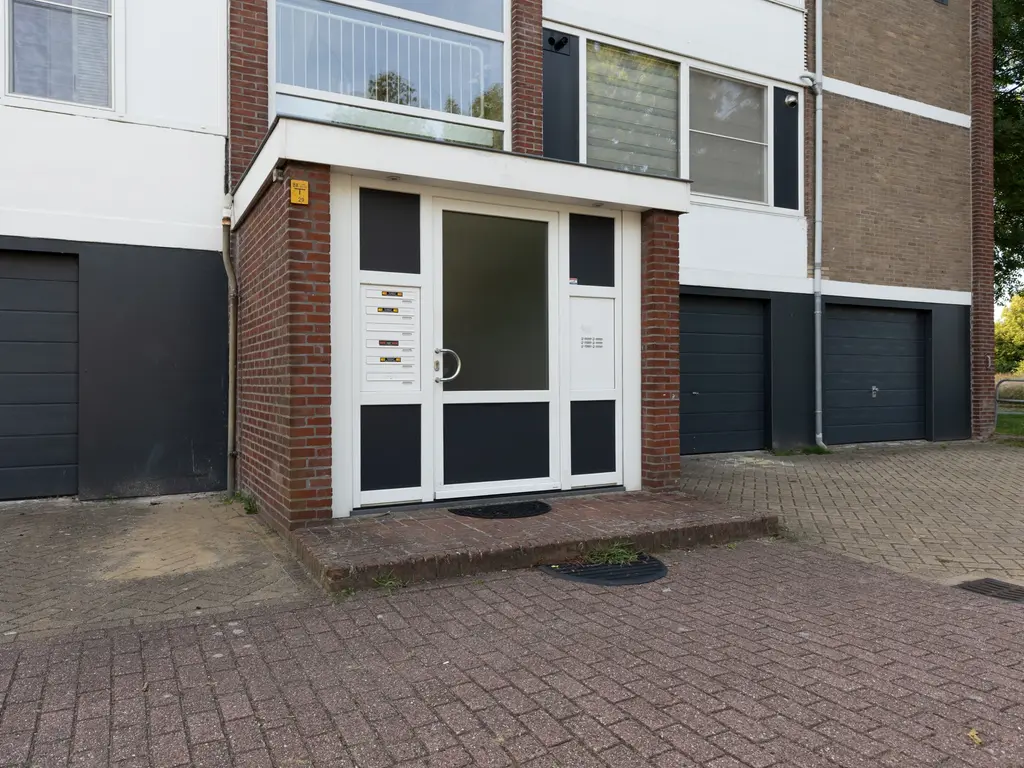 Tesselschadelaan 24, Uithoorn
