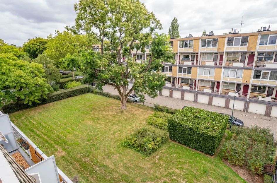 Karel Doormanlaan 330