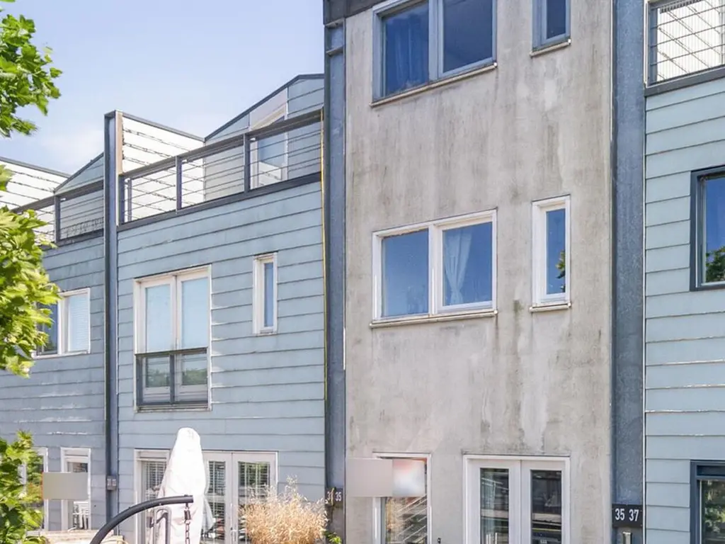 Arubapier 35, Almere