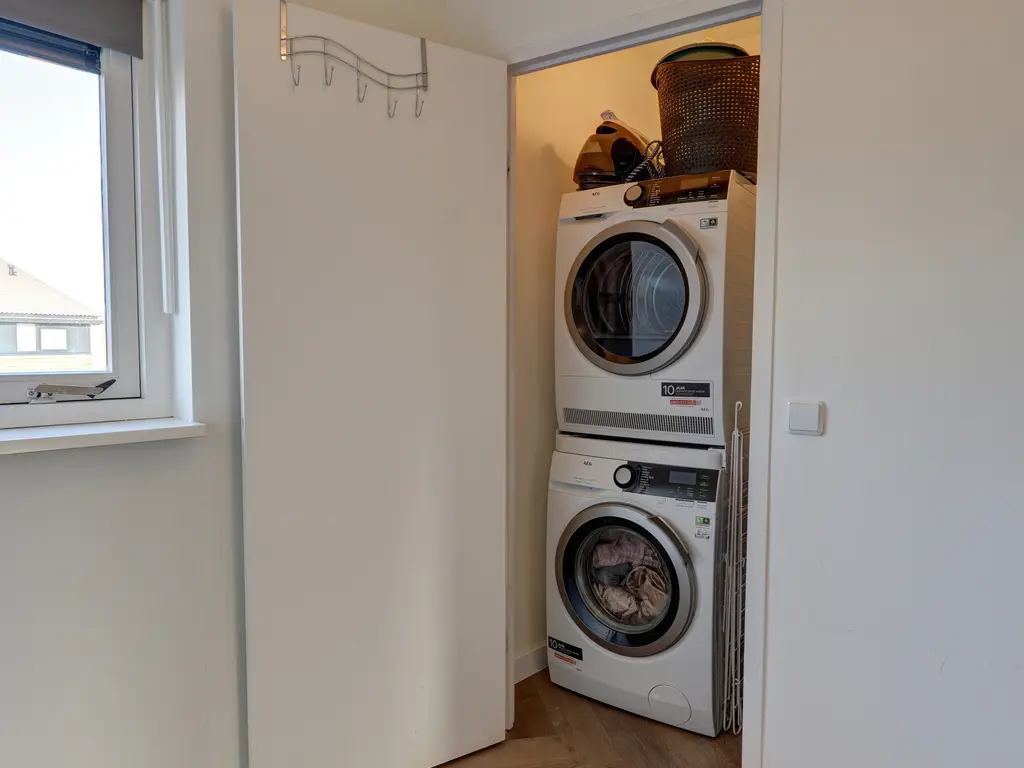 Werfhof 12, Heerhugowaard