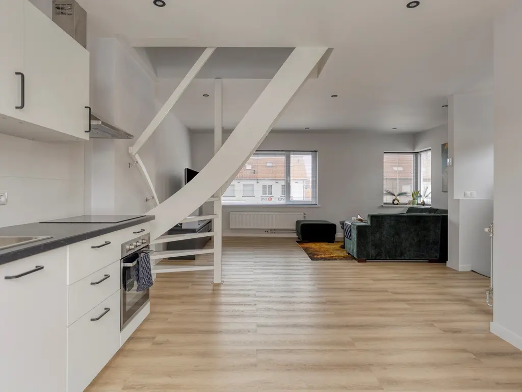 Pioenroosstraat 2, Eindhoven