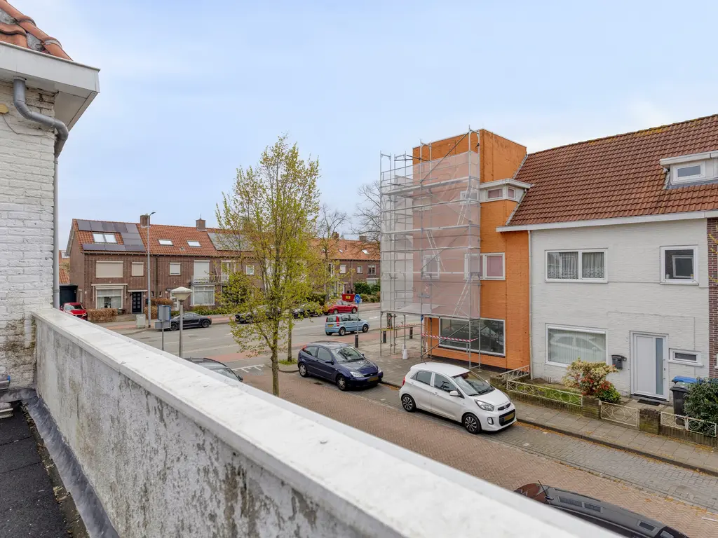 Pioenroosstraat 2, Eindhoven