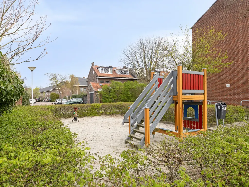 Pioenroosstraat 2, Eindhoven