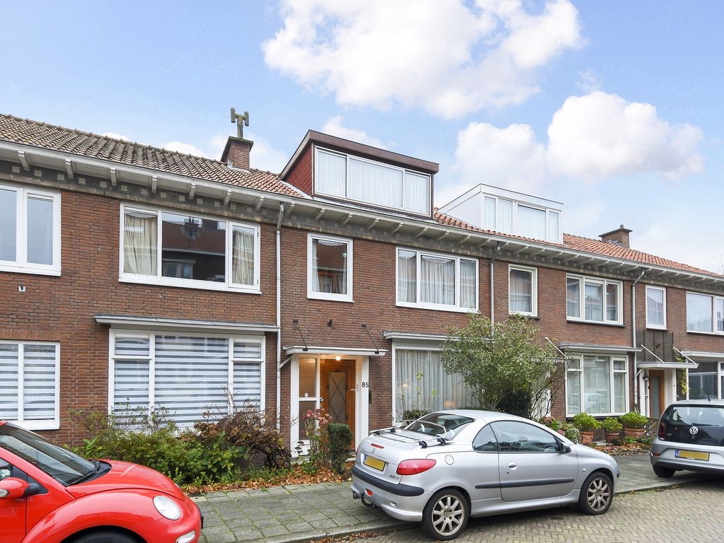 Albert Verweystraat  85, Voorburg