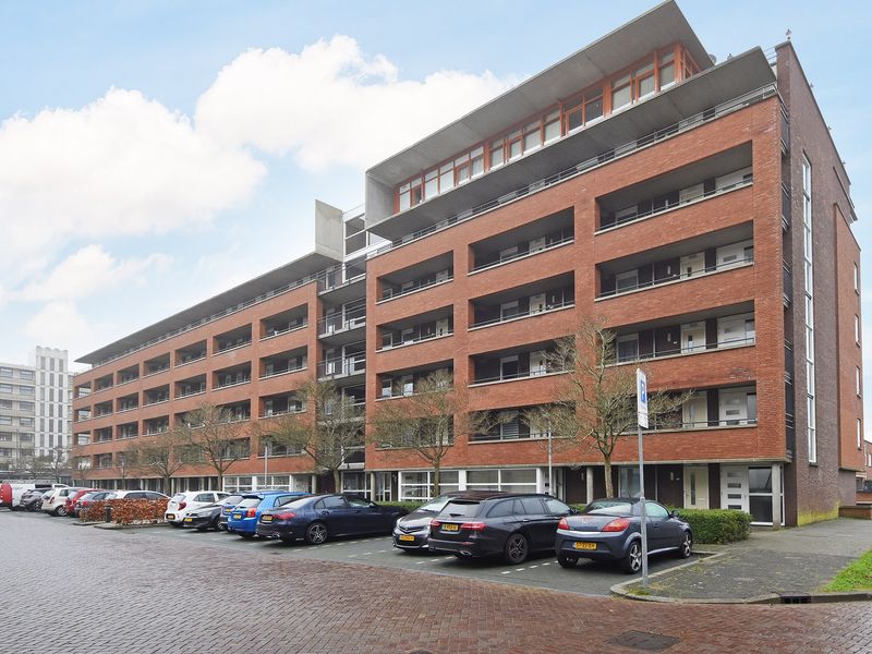 Reuvenslaan  95, Voorburg