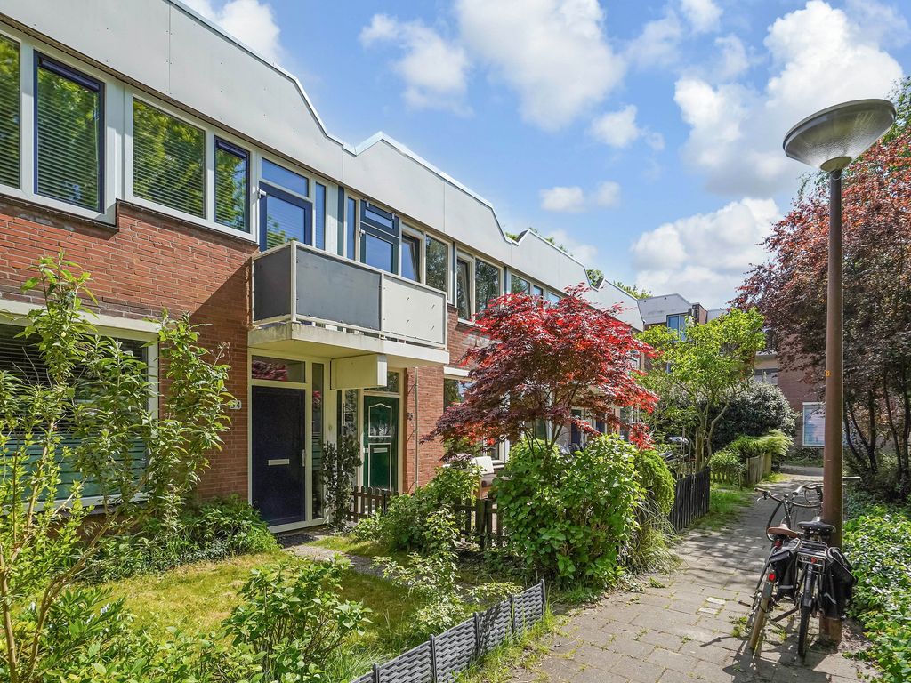 Lehárstraat 56, Den Haag
