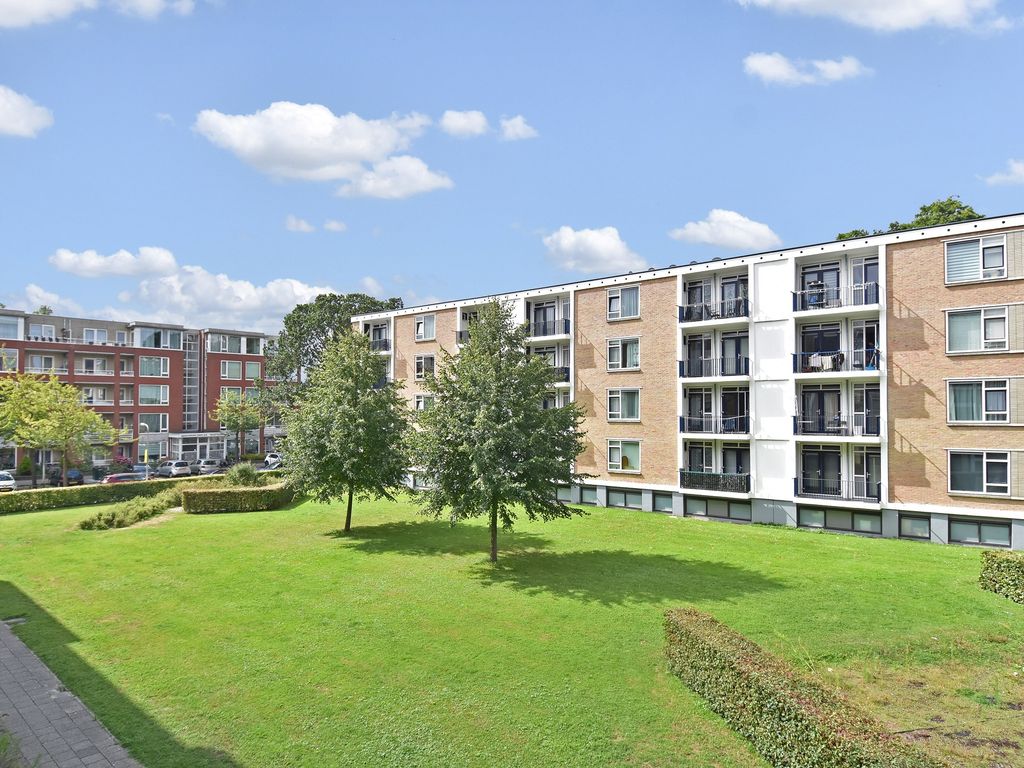 Wezelrade 202, Den Haag