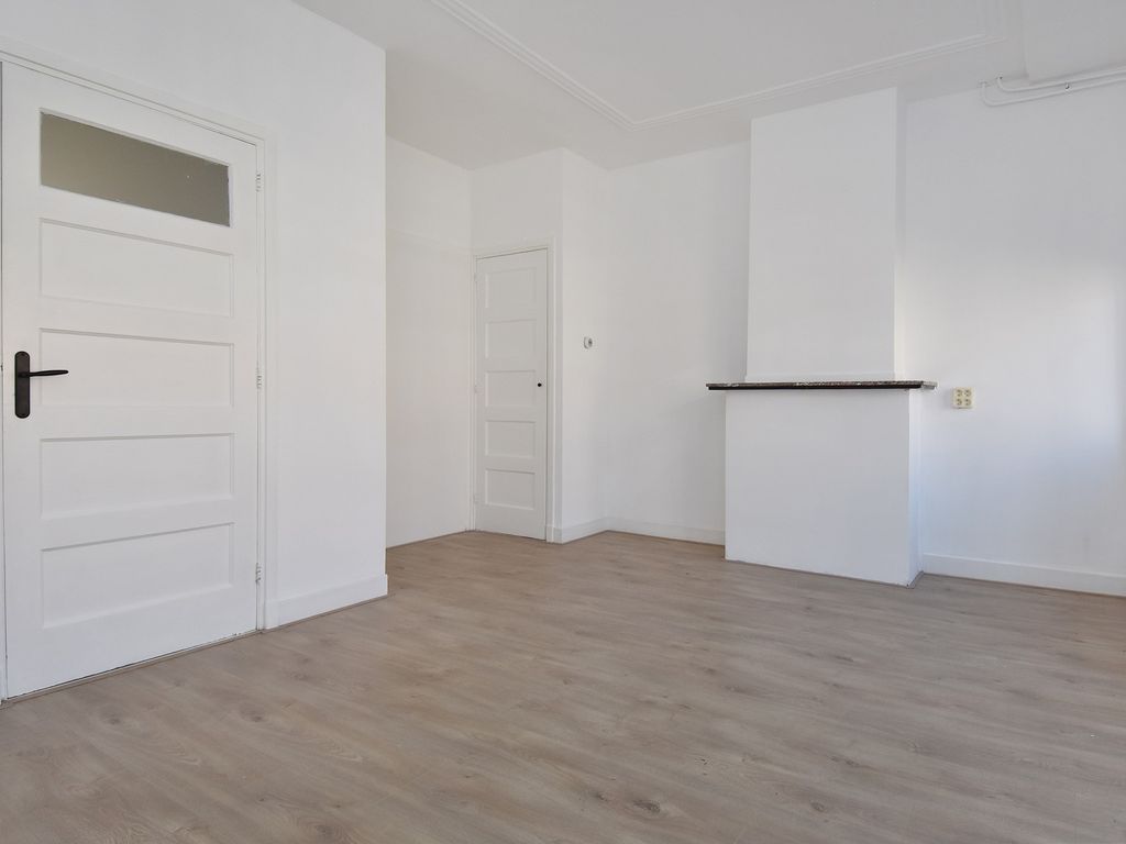 Rhenenstraat 120, Den Haag