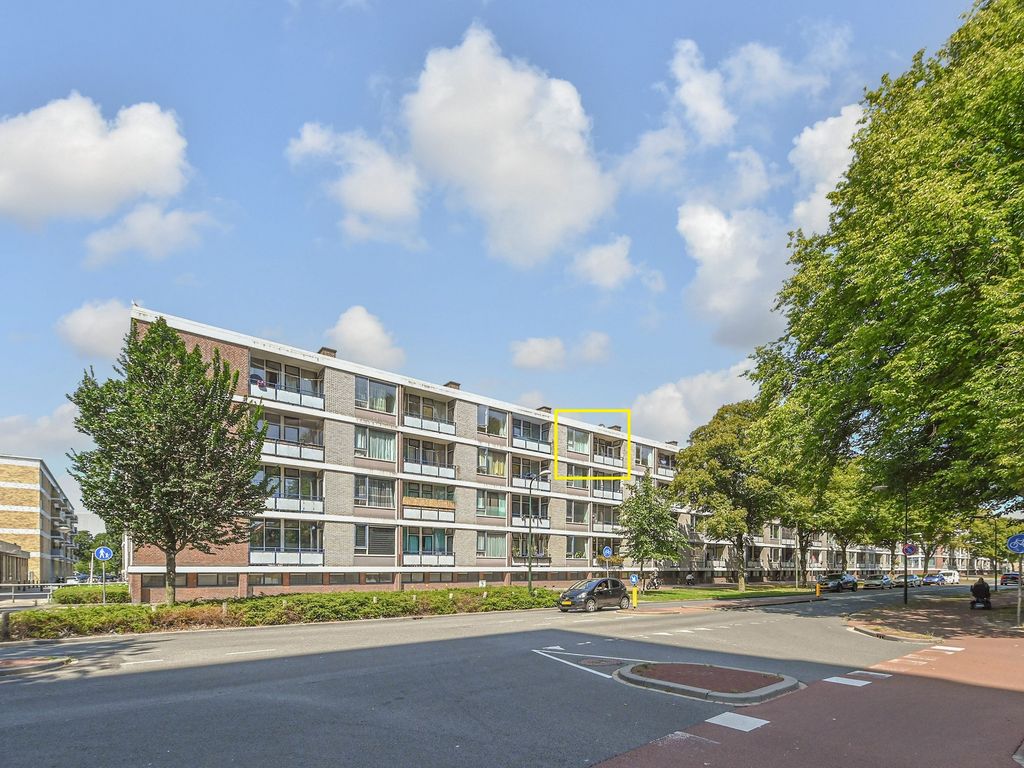 Wolvenrade  225, Den Haag