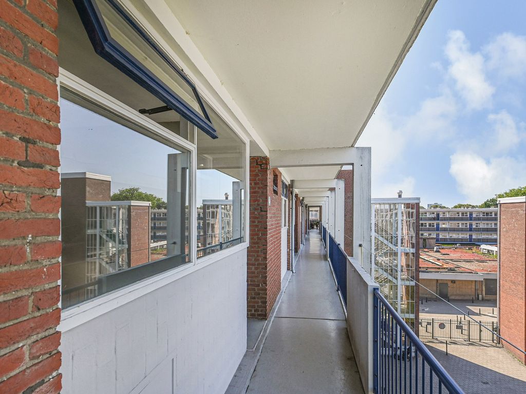 Wolvenrade  225, Den Haag