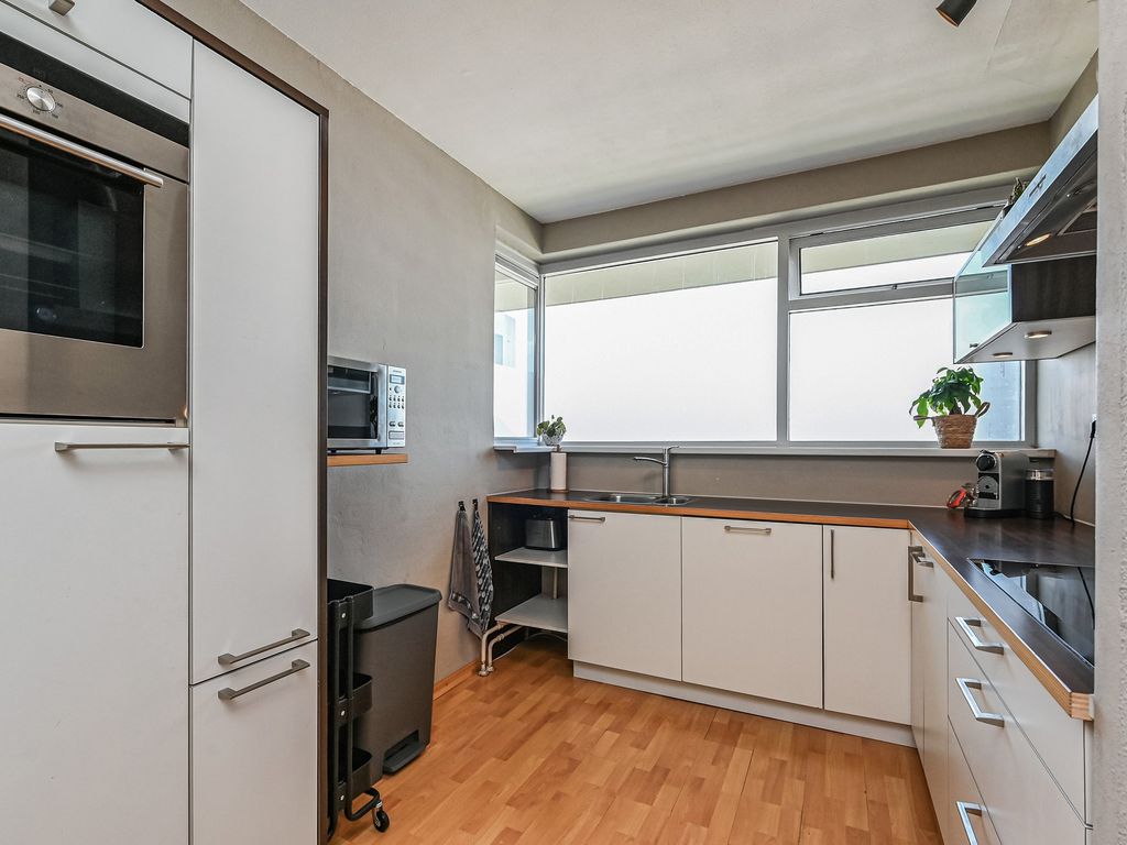 Wolvenrade  225, Den Haag
