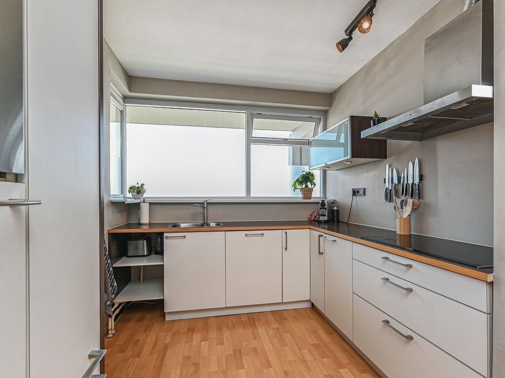 Wolvenrade  225, Den Haag