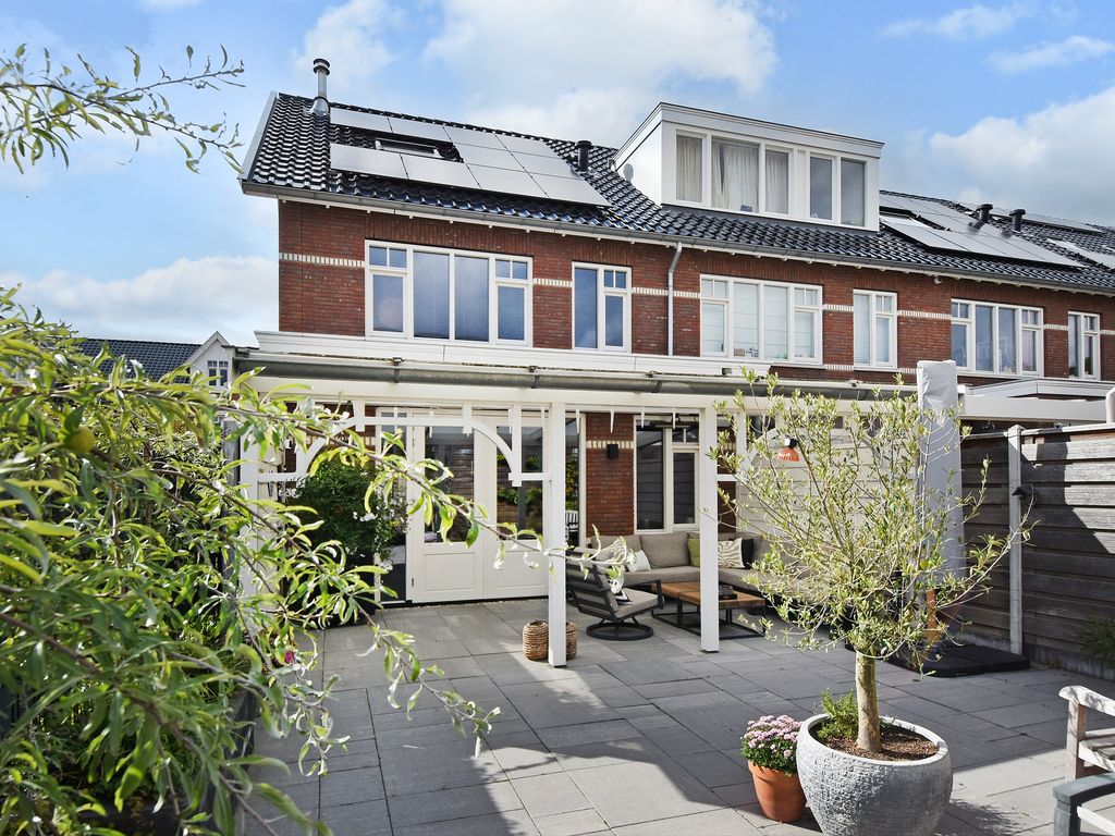 Gravin Gevalaan 43, Den Haag