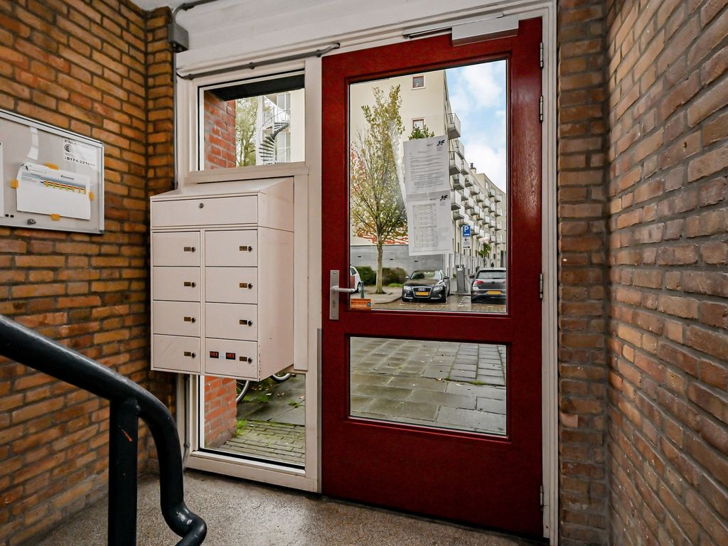 Eekhoornrade 8, Den Haag