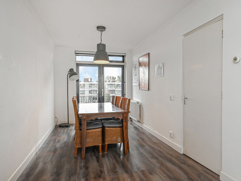 Eekhoornrade 8, Den Haag