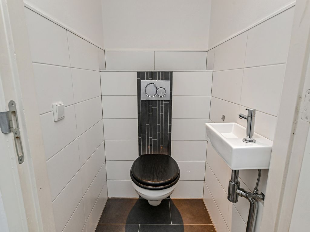 Eekhoornrade 8, Den Haag